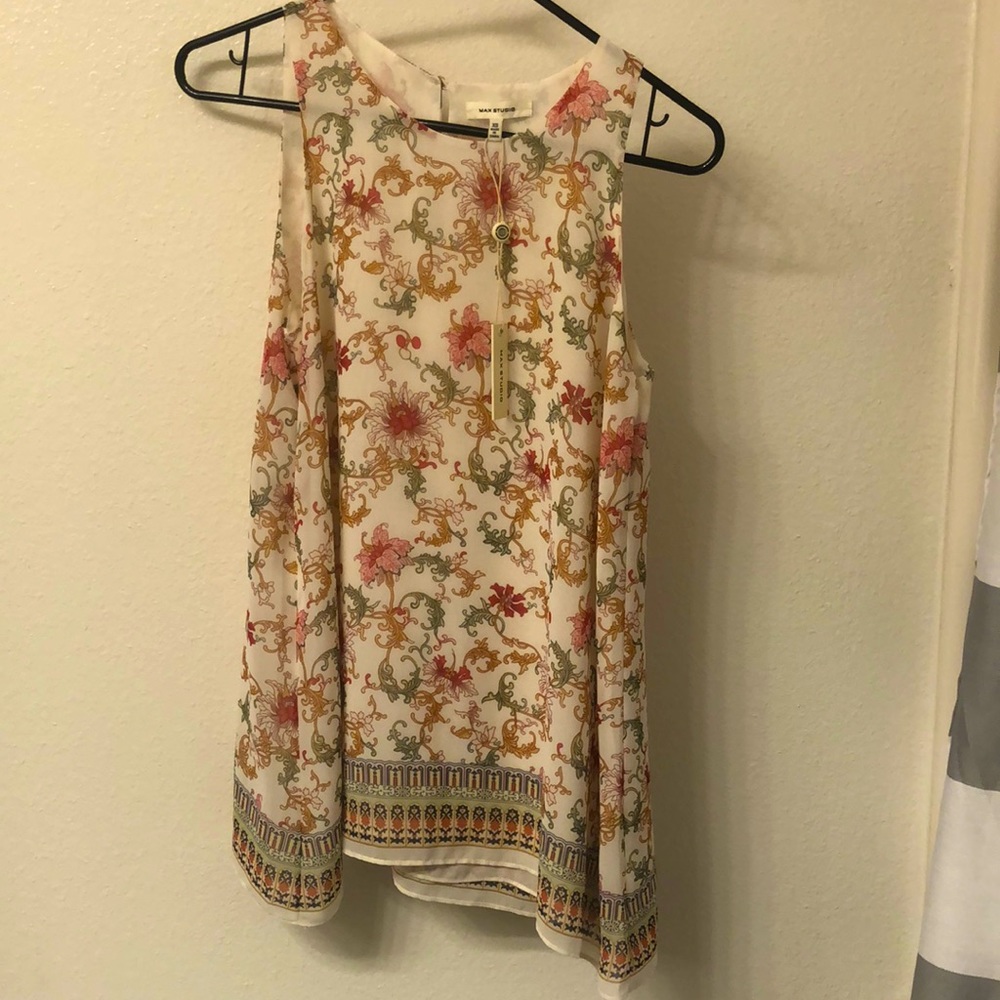 NWT Max Studio XS Tank Top
